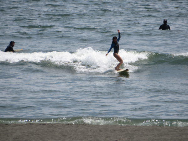 茅ヶ崎の海とサーフィンの写真(2022/06/13)