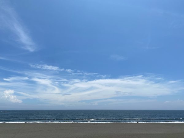 茅ヶ崎の海と空の写真(2022/07/25)