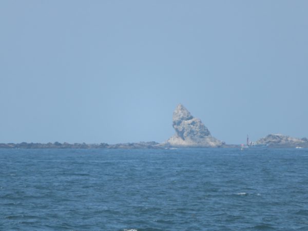 茅ヶ崎の海と烏帽子の写真(2022/07/23)