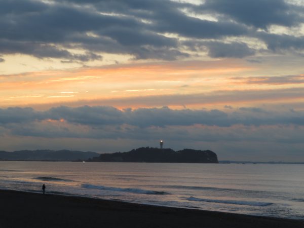 茅ヶ崎の海と空の写真(2022/12/02)